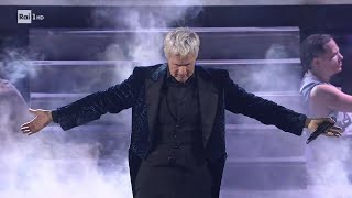 Dodici note  Claudio Baglioni  Live al Foro Italico  A TUTTO CUORE  Rai 1 [upl. by Hiett]