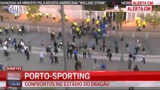 Casuals do Sporting invadem Estádio do Dragão  VERGONHA [upl. by Yenreit]