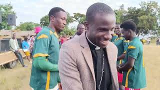 Rev Alexander Kambiri preaching at Chankhombwa ground in Malomo Ntchisi [upl. by Agatha]