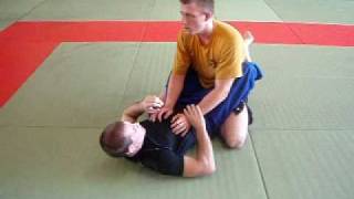 Submission grappling  Bicep slicer from guard and juji position [upl. by Bain]