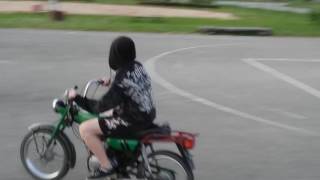 Killing the 2stroke moped Delta rmr24  Xiaomi Yi [upl. by Starbuck]