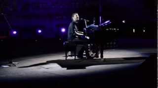 Cesare Cremonini  Vieni A Vedere Perchè  Concerto al Pianoforte  Taormina [upl. by Talbot]