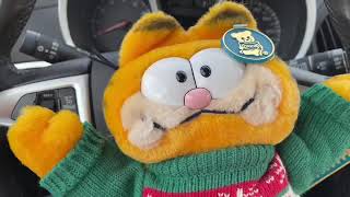 November 17 2023 1978 new with tags Garfield Christmas plush found at Savers thrift store 🏬 [upl. by Eldnik]