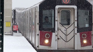 ⁴ᴷ Flushing Line during the 2017 Blizzard [upl. by Ishmul7]