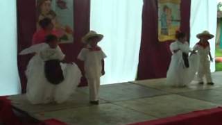 Tilingo lingo niños de kinder bailando [upl. by Dallas544]