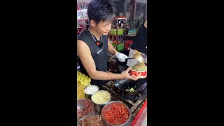 The cooking process for fried rice fried noodles and fried rice vermicelli in Chinese cuisine [upl. by Runck]