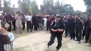 Bannu Police Zaberdast Dance  Bannu Dhol  Bannu Mazdigar [upl. by Nawyt513]