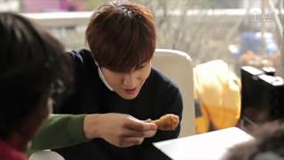 CF 이민호 Kyochon Chicken making and message [upl. by Mehala358]