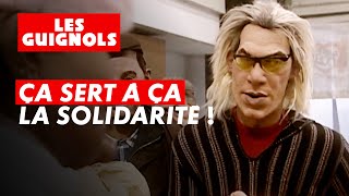 Les Restos du Cœur accueillent tout le monde   Les Guignols  CANAL [upl. by Tiertza]