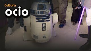 Aluche celebra el Día de Star Wars con un evento de personajes caracterizados [upl. by Cianca]