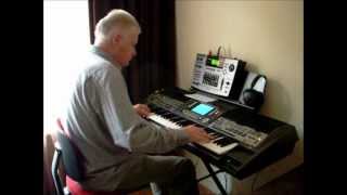 Willie Brouwer  medley van Duitse nummers op Yamaha PSR 9000 [upl. by Ekihc283]