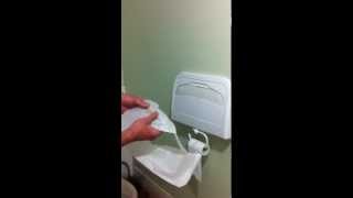 How to use a Disposable Toilet Seat Cover [upl. by Rysler363]