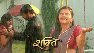 Harman And Soumyas Rain Romance  Honeymoon Scenes  शक्ति  अस्तित्व के एहसास की [upl. by Salkin]