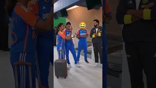 Rohit Sharma meets team india female cricket team  shorts rohitsharma smritimandhana teamindia [upl. by Whale]