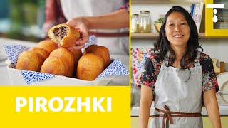 PIROZHKI A EMPANADA RUSSA  Receitas Comentadas [upl. by Arriaet]