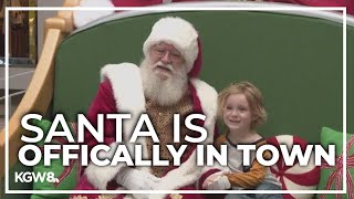 Santa arrives at Washington Square Mall [upl. by Cairns621]