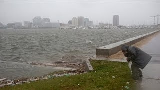 Ouragan Sandy  375 000 personnes évacuées à New York [upl. by Cantone]