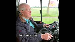 Mit 84 Jahren Schulbusfahrer [upl. by Edny]