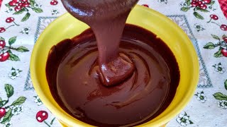 CALDA DE CHOCOLATE SEM LEITE CONDENSADO E SEM CREME DE LEITE  Super cremosa e fácil [upl. by Kelda]