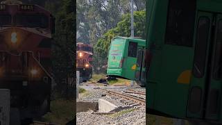 Conductor De Autobús Irresponsable ⚠️🚌🚂 [upl. by Antipus630]