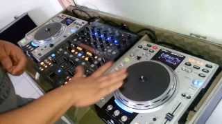 Dj Thiago Pereira  Brincando de Scratch em CDJ DENON DNS3500 [upl. by Doane]