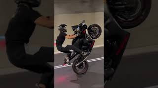 GSXR 1000 wheelie [upl. by Chelsea415]