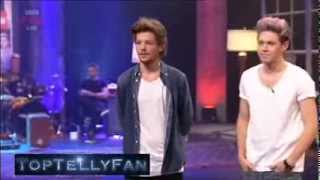 Live linkup EPIC FAIL One Direction on Doctor Who Afterparty Live BBC3 231113 [upl. by Ymmij33]