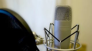 How to use a compressor in voice recording [upl. by Eidnahs]