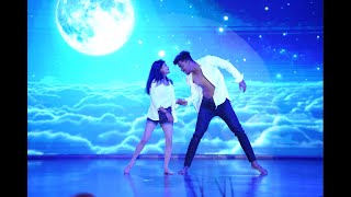 Bahon Mein chale aao  DK DANCE STUDIO  Duet [upl. by Nnylyram]