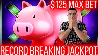 Las Vegas BIGGEST JACKPOT On Piggy Bankin Slot Machine [upl. by Jacobba]