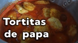 Tortitas de papa en caldillo de jitomate [upl. by Urquhart]