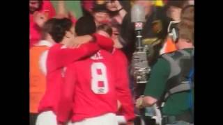 Manchester United  Great Goals  42  Paul Ince vs Blackburn 2  0  19941995 [upl. by Philemon]