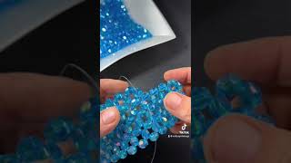 Tutorial come terminare quando finisce il filo di una borsa creata con perle [upl. by Yleek]