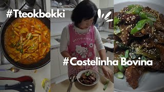 Tteokbokki E Costelinha BovinaCozinhando Com A OmmáCulinária AsiáticaCoreia Do Sul 🇰🇷 [upl. by Vey]