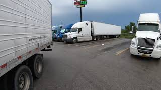 How to park at a truck stop and not hit people’s equipment [upl. by Leclair]