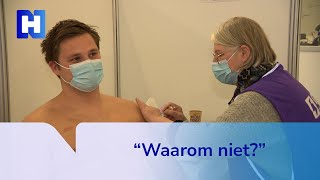 In de rij voor een gratis vaccinatie tijdens HPV Awareness Day [upl. by Mode]