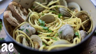 Anthony Bourdains FAVORITE Dish  Linguine Spaghettoni With Clams [upl. by Halimak]