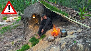 48Hour SURVIVAL CHALLENGE Building a SHELTER Using a FALLEN TREE TRUNK [upl. by Eerized]