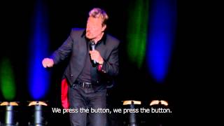 Eddie Izzard Stripped tout en francais  Trailer [upl. by Aseeram]