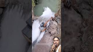 जान जाने का खतराshortvideo river nature waterfall travel water funny [upl. by Woolley]