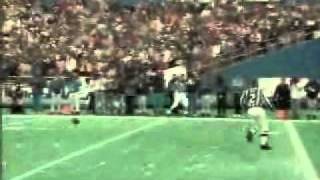 Kordell Stewart punts ball [upl. by Watt111]