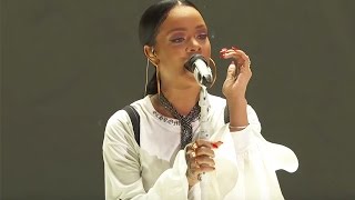 Rihanna Diamonds  Live at Global Citizen Festival 2016 [upl. by Aronael]