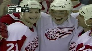 Fedorov Unbelievable OneHanded Tip Goal 2002 [upl. by Gapin39]