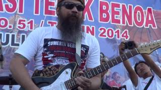 Navicula feat ChokiNTRL  Bali Tolak Reklamasi live [upl. by Germin]