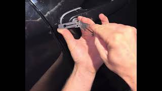 2015 BMW 330d lock picked in under 40 seconds [upl. by Gnehp664]