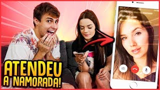 NAMORADA LIGOU E UMA GAROTA ATENDEU O CELULAR  TROLLANDO MINHA NAMORADA  REZENDE EVIL [upl. by Libys107]