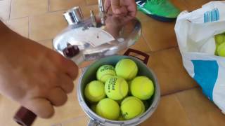 Come ripristinare la giusta pressione nelle palline da tennis o da padel [upl. by Viccora337]