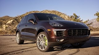 Porsche Cayenne S EHybrid 2018 Car Review [upl. by Benenson161]