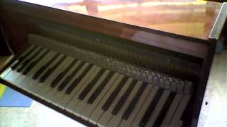 Michelsonne Toy Piano 37key [upl. by Namrak]