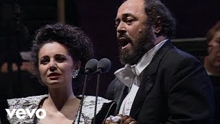 Luciano Pavarotti Royal Philharmonic Orchestra Maurizio Benini  quotChe gelida maninaquot [upl. by Hertha]